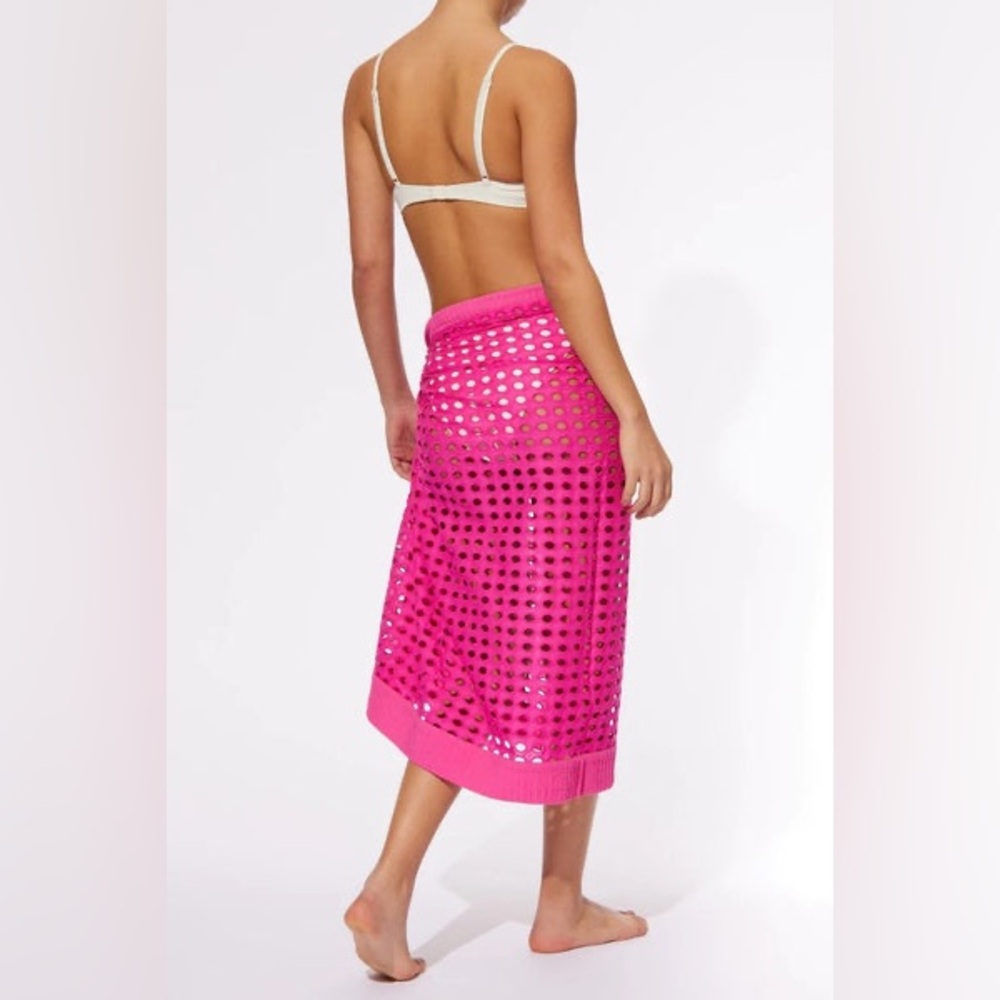 Solid & Striped THE EYELET PAREO in hot pink - Picture 2 of 4